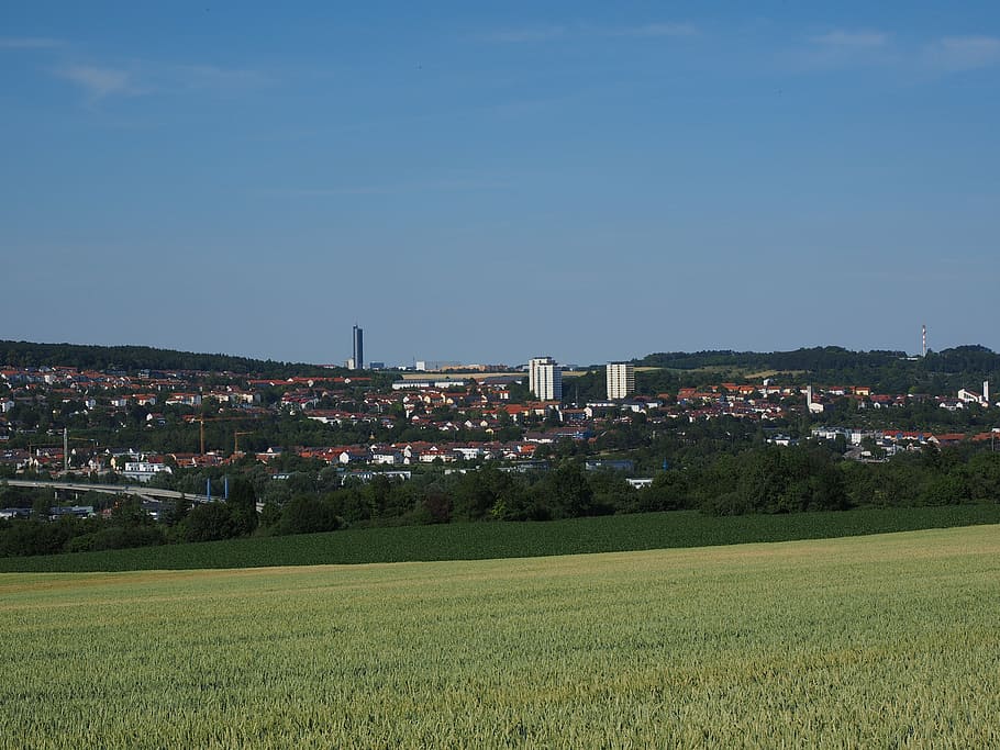 kornfelter, natur, landskab, vision, outlook, Ulm, arkitektur, bygning udvendig, bygget struktur, himmel, by, bygning, plante, boligområde, jord, Mark, ingen mennesker, vækst, græs, dag, bybilledet, blå, miljø, udendørs, 4K