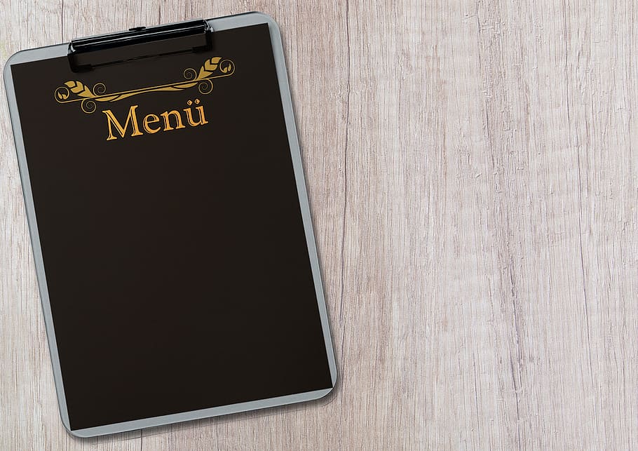 Porta-retalls de menú negre, menú, taula, targeta de terminal, etiqueta, còpia espai, negre, restaurant, cafeteria, bistro, descriure, autoetiquetatge, plantilla, informació, nota, imatge de fons, decoració, text, material de fusta, cap gent, comunicació, guió occidental, signe, fons, a l'interior, primer pla, fusta, marró, pissarra, funció de construcció de parets, marc, lletra majúscula, directament a sobre, color negre, carta, en blanc, gra de fusta, missatge, 2K