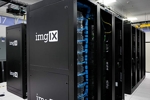 schwarz, imgix server system, Power Machine Box, Computer, Technologie, Lager, Netzwerk, Rechenzentrum, Center, Kabel, großes Datum, Datum, Server, es, imgix, Internet, Computernetzwerk, Kommunikation, Netzwerkserver, kabellose Technologie, Computerausrüstung, Netzwerkanschlussstecker, Verbindung, Computerteil, Geschäft, Elektronik-Industrie, Daten, Gestell, Sicherheit, Sicherheitssystem, Großrechner, globale Kommunikation, Ausrüstung, elektrische Ausrüstung, Computerlabor, 4K
