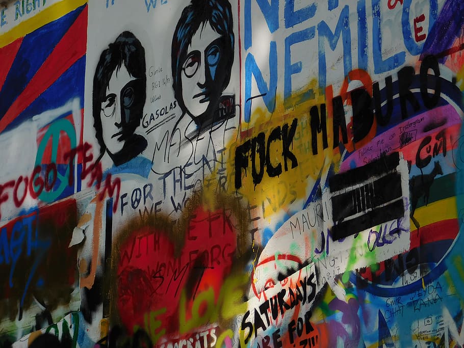 john lennon, John, lennon, paret, graffiti, arquitectura, praga, esprai, carrer, color, disseny, urbà, guai, ciutat, colorit, pintura, textura, funky, retro, multicolor, text, creativitat, cap gent, art i artesania, funció de construcció de parets, guió occidental, comunicació, estructura construïda, marc complet, exterior de l'edifici, dia, a l'aire lliure, fons, pòster, art de carrer, desordenat, missatge, mural, 4K