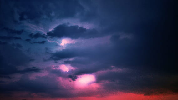 antenne, fotografie, grijs, roze, bewolkt, hemel, wolken, donker, duisternis, horizon, Purper, schemer, wolk - lucht, nacht, storm, schoonheid in de natuur, natuur, kracht in de natuur, cloudscape, onweersbui, ruimte, geen mensen, dramatische hemel, bliksem, stormwolk, bewolking, scenics - natuur, macht, astronomie, buitenshuis, meteorologie, wind, onheilspellend, 4K, CC0, publiek domein, royaltyvrij