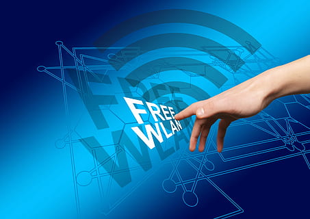 de rechterhand van de persoon, wlan, netwerk, gratis toegang, Wifi, toegang, internet, communicatie, netwerken, web, genetwerkte, www, verbinding, samen, computertechnologie, wereld wijde web, online, klant, met elkaar, sociaal, digitaal, menselijk lichaamsdeel, menselijke hand, gegevens, technologie, menselijke vinger, aandoenlijk, hand-, bedrijf, blauw, een persoon, diagram, vinger, studio opname, scherm, Draadloze technologie, lichaamsdeel, blauwe achtergrond, wereldwijde communicatie, 2K, CC0, publiek domein, royaltyvrij