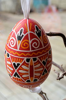easter, easter egg, deco, goose egg, art, close, easter eggs, decoration, painted, easter theme, customs, focus on foreground, close-up, creativity, art and craft, no people, food and drink, pattern, indoors, design, craft, food, day, table, shape, still life, hanging, detail, floral pattern, 2K, CC0, public domain, royalty free