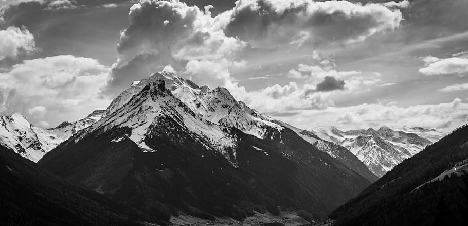 bílé zasněžené hory, hora, sníh, mrak, krajina, Černý a bílý, Tyrolsko, Šedá, vrchol, austrium, scenics - příroda, nebe, mrak - nebe, pohoří, krása v přírodě, životní prostředí, studená teplota, zimní, Příroda, horský vrchol, klidné scény, klid, nikdo, zasněžené hory, panoramatický, mimoměstské scény, venku, horský hřeben, 4K