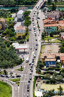road, traffic, jam, perspective, aerial View, street, cityscape, urban Scene, city, high angle view, mode of transportation, land vehicle, building exterior, tree, transportation, motor vehicle, car, architecture, built structure, plant, day, no people, nature, outdoors, highway, multiple lane highway, 5K, CC0, public domain, royalty free