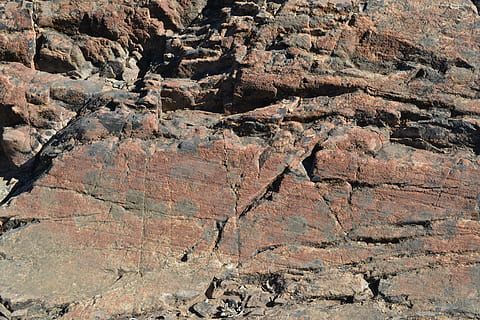 texturen, rots, verdieping, rock - object, solide, rotsformatie, geologie, fysieke geografie, volledig kader, geen mensen, getextureerde, natuur, ruw, uitgehold, dag, niet-stedelijke scène, achtergronden, land-, berg-, schoonheid in de natuur, buitenshuis, kalmte, vorming, klimaat, droog klimaat, zandsteen, 4K, CC0, publiek domein, royaltyvrij