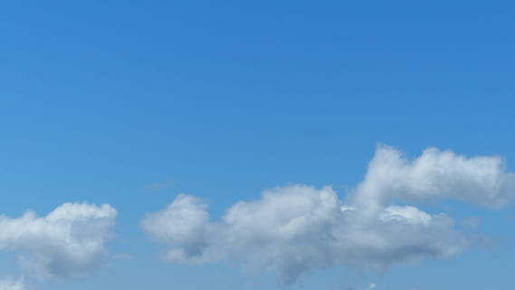 debesis, mākoņi, fona, fleecy, darbvirsmas fons, fona attēls, cloudscape, zils, raksturs, mākonis - debesis, skaistums dabā, tikai debesis, atmosfērā, vējš, skatuves - daba, vidi, kopēt vietu, balta krāsa, nav cilvēku, apmācies, pūkains, miers, maigums, dinamiskas krāsas, ārā, abstrakts, brīvība, virs, gaišs, klimats, spilgti izgaismots, 4K, CC0, publiskais domēns, bez atlīdzības