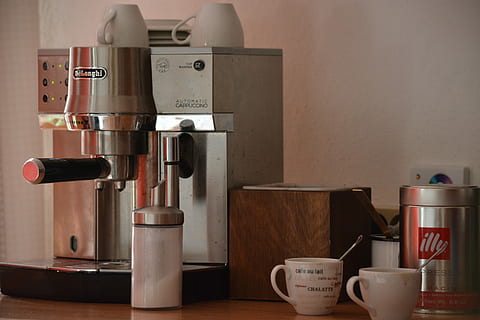 maşină, cafea, bucătărie, espresso, beneficiu de la, băutură, cafea - băutură, cafetiera, cafenea, cafeină, ceașcă, mașini, cappuccino, mancare si bautura, în interior, preparare, espresso maker, nici o persoana, tehnologie, halbă, aparat, cană de cafea, Afaceri, lemn - material, gustare, a închide, 5K, CC0, domeniu public, fără drepturi de autor