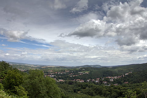 thuringia almanya, peyzaj, thuringian ormanı, bulut - gökyüzü, gökyüzü, mimari, yapılı yapı, dış yapı, bina, ağaç, Kent, bitki, yerleşim bölgesi, doğa, çevre, Cityscape, manzaralar - doğa, gün, insansız, kasaba, ev, yeşil renk, açık havada, şehir manzarası, 5K, CC0, kamu malı, telif ücretsiz