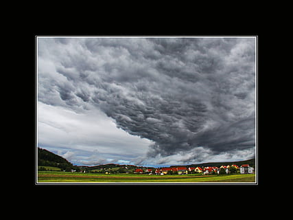 imagine, nori, redirecţiona, nori întunecați, thundercloud, cadru, nor - cer, cer, natură, mediu inconjurator, furtună, nici o persoana, frumusețe în natură, nor de furtuna, în aer liber, peisaj, scenice - natura, zi, acoperit de nori, plantă, teren, iarbă, Cloudscape, o scenă liniștită, liniște, de rău augur, 4K, CC0, domeniu public, fără drepturi de autor