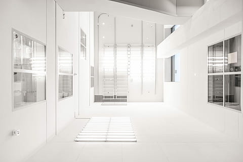 Landschaftsfoto, Weiß, Leben, Zimmer, klar, Glasfenster, Frames, Innere, Fenster, die Architektur, leeren, Platz, Futurist, hell, modern, Innerhalb, Gebäude, Minimalismus, futuristisch, Freiraum, gebaute Struktur, keine Leute, drinnen, Glas - Material, Tag, Tür, Sonnenlicht, Eingang, Arkade, Gang, Bodenbelag, transparent, weiße Farbe, Fliesenboden, Decke, Luxus, Wohnung, sauber, 4K, CC0, gemeinfrei, lizenzfrei