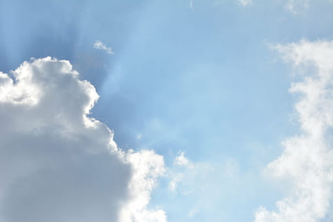 debesys, dangus, saulė, šešėlis, vasara, dieną, pragaras, mėlyna, balta, debesis - dangus, fonas, „cloudscape“, balta spalva, grožis gamtoje, pobūdį, vaizdai - gamta, ramybė, nėra žmonių, idiliškas, aplinką, saulės šviesa, purus, lauke, ramioje scenoje, atmosfera, vėjas, šviesus, minkštumas, meteorologija, švarus, 4K, CC0, Viešasis domenas, nemokamai