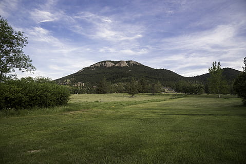 mount, helena, nebe, mount helena, mraky, tráva, krajina, krajiny, hora, veřejná doména, Spojené státy, Příroda, scén, venku, zelená barva, mrak - nebe, nikdo, strom, letní, rostlina, přistát, den, architektura, životní prostředí, pole, klid, stavba, klidné scény, krása v přírodě, scenics - příroda, 5K, CC0, veřejná doména, bez autorských práv