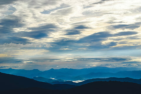 silhouette, mountains, sea clouds, aerial, view, daytime, cloud, sky, mountain range, blue, mountain, landscape, morning, max patch, sunshine, sunrise, nature, hill, dark, white, horizon, cloud - sky, beauty in nature, scenics - nature, tranquility, tranquil scene, environment, no people, idyllic, sunlight, dramatic sky, sunset, majestic, outdoors, mountain peak, 4K, CC0, public domain, royalty free