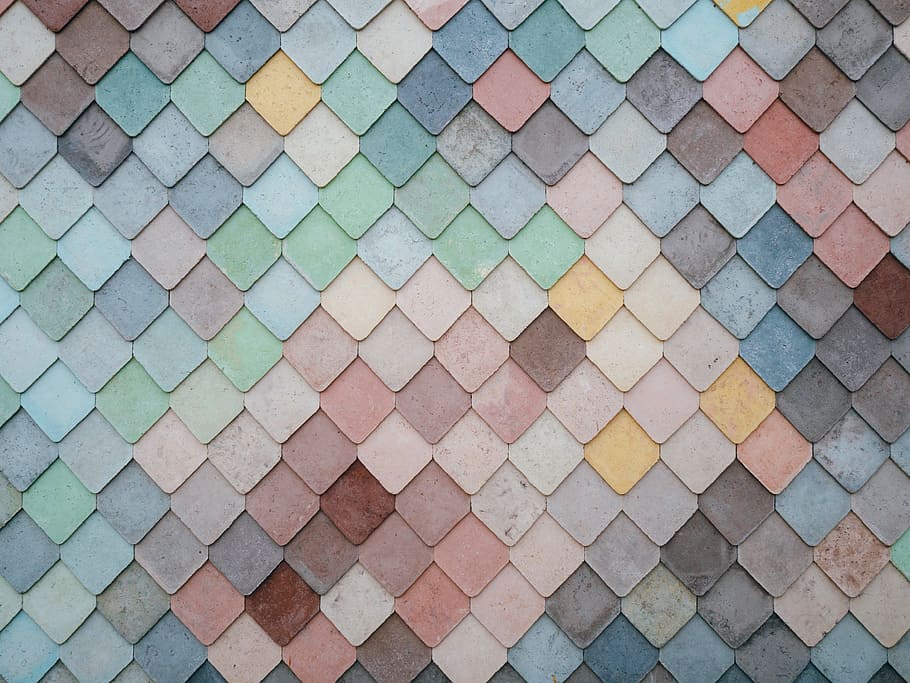 lot de rajoles de color variat, formes de rajoles, textura, patró, art, creatiu, disseny, colors, fons, marc complet, multicolor, sòls, cap gent, repetició, dia, vista d’angle alt, rajola, sendera, llambordes, pedra, en fila, directament a sobre, a l'aire lliure, forma, material de pedra, sòl de rajoles, 4K