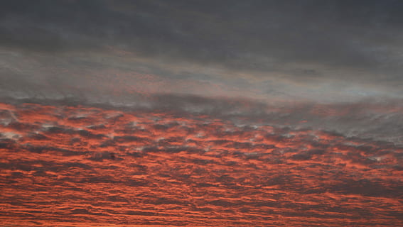 meridià de sang, sense títol, posta de sol, cel ardent, cel, cel dramàtic, dramàtica, núvol, cloudscape, alba, cremant, vermell, cel vermell, aire vermell, núvol - cel, bellesa a la natura, escenics - natura, tranquil·litat, naturalesa, color taronja, cap gent, fons, escena tranquil·la, medi ambient, idíl·lic, a l'aire lliure, marc complet, textura, meteorologia, fons abstractes, 5K, CC0, domini públic, lliure de regalies