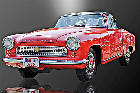 oldtimer, auto, starý, kabriolet, wartburg 311, východní mobil, způsob dopravy, přeprava, pozemního vozidla, motorové vozidlo, Červené, retro stylu, Historické auto, stacionární, kov, světlomet, lidé, den, uvnitř, životního stylu, cestovat, 5K, CC0, veřejná doména, bez autorských práv