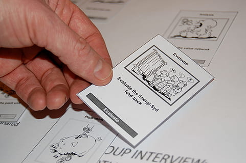 person, holding, evaluate, card, hand, feedback, survey, game, human hand, human body part, one person, body part, finance, indoors, finger, text, paper, close-up, human finger, pen, adult, communication, business, high angle view, document, prescription, 2K, CC0, public domain, royalty free