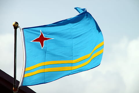 mėlyna, raudona, vėliava, geltona, plazdėjimas, vėjas, smūgis, Aruba, debesis - dangus, žemas kampo vaizdas, dangus, dieną, patriotizmas, pobūdį, aplinką, nėra žmonių, bangavimas, figūra, lauke, žvaigždės forma, tekstilės, Iš arti, judėjimas, nacionalinė piktograma, 4K, CC0, Viešasis domenas, nemokamai