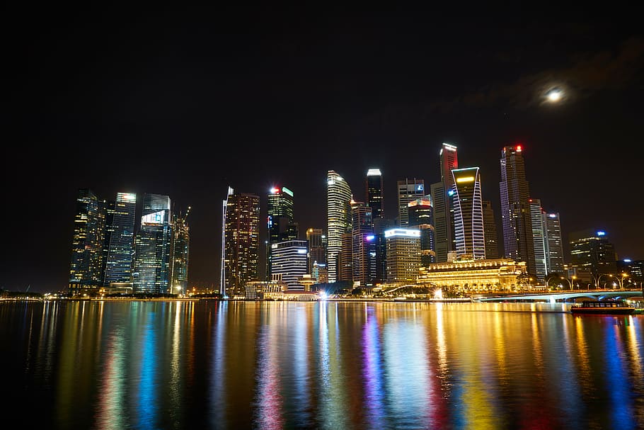 paisatge urbà de Xangai, reflexió, el treball, hotel, asiàtic, Singapur, alt, gratacels, bonic, urbà, arquitectura, contemporani, composició, disseny, ciutat, genial, edificis, edifici, estructura, magnífic, viatjar, a l'aire lliure, paisatge, perspectiva, llums, exposició llarga, riquesa, luxe, nit, il·luminat, exterior de l'edifici, paisatge urbà, destinacions de viatge, horitzó urbà, estructura construïda, exterior d’edifici d’oficines, aigua, davant del mar, barri residencial, cel, alta - alta, modern, cap gent, districte financer, vida nocturna, 8K