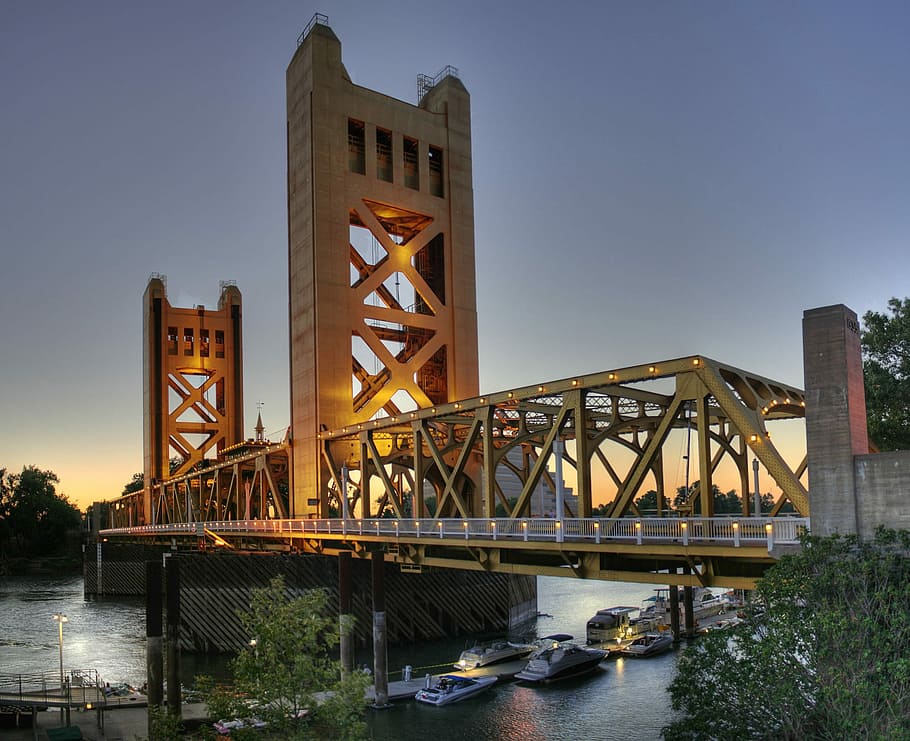 både, overfart, bro, bro, flod, tårnbro, Sacramento, flod, california, solnedgang, bro - menneskeskabt struktur, bygget struktur, arkitektur, vand, bygning udvendig, himmel, forbindelse, transportmidler, rejsemål, natur, ingen mennesker, by, rejse, havnefronten, turisme, skyfri himmel, udendørs, Bugt, 1080P