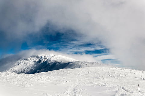 bjerge, skyer, himmel, vandresti, landskab, Polen, natur, ovenfra, Sky, sommer, panorama, vinter, sne, turisme, udsigt, bjerg, Biel, kold temperatur, skønhed i naturen, miljø, sky - himmel, hvid farve, scenics - natur, is, tåge, ingen mennesker, Frosset, snedækket bjerg, rejse, ro, udendørs, magt i naturen, ekstremt vejr, bjergtop, 1080P, CC0, offentligt domæne, royaltyfrie