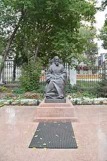irkutska, piemineklis, arhitektūra, parks, statuja, koks, skulptūra, augu, māksla un amatniecība, pārstāvība, cilvēku pārstāvība, dienā, radošumu, raksturs, vīriešu līdzība, nav cilvēku, parks - cilvēka vieta, izaugsmi, kuģi, ārā, memoriāls, sieviešu līdzība, 5K, CC0, publiskais domēns, bez atlīdzības