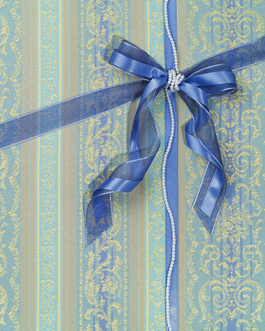 confezione, pacchetto regalo, modello, banda blu, decorazione, nastro - articolo da cucire, nastro, nessuno, arco, in casa, arco legato, blu, natura morta, avvicinamento, celebrazione, tessile, design, regalo, sfondi, vacanza, sospeso, Natale, motivo floreale, 4K