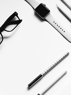 briller, hvid, overflade, æble, holde øje, pen, bord, flatlay, skrivebord, ingen mennesker, stilleben, skriveinstrument, indendørs, kopiere plads, offentliggørelse, papir, høj vinkel visning, studio skud, hvid baggrund, note pad, tæt på, Bestil, kuglepen, sort farve, blyant, blank, personlige tilbehør, fyldepen, 4K, CC0, offentligt domæne, royaltyfrie