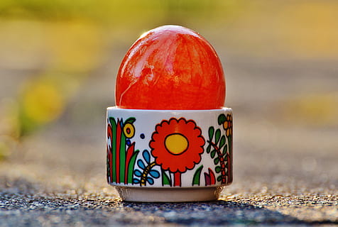 Paști, oua de Paste, colorat, Paste Fericit, ou, culoare, a închide, selectiv, artă și sculptură, natură moartă, mancare si bautura, să se concentreze asupra primelor elemente, nici o persoana, creativitate, alimente, model floral, în aer liber, multi colorate, natură, reprezentare, zi, mâncat sănătos, reprezentare umană, model, celebrare, faianță, 5K, CC0, domeniu public, fără drepturi de autor