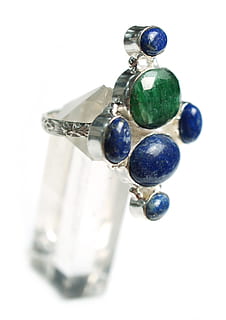 lapis, Smeraldo, squillare, pietra, gemma, pietra preziosa, cristallo, punto, gioielli, gioiello, gioielleria, moda, blu, verde, isolato, decorazione, brillante, accessorio personale, sfondo bianco, gemma preziosa, avvicinamento, nessuno, lusso, in casa, metallo, girato in studio, natura morta, singolo oggetto, design, concentrarsi sulle conoscenze acquisite, ritagliare, vetro - materiale, color argento, rubinetto, forma, color turchese, ornato, 2K, CC0, dominio pubblico, privo di copyright