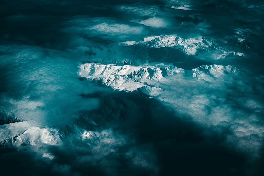 Gewässer, eisbedeckte Berge, Berg, Schnee, Wolke, Landschaft, Gebirge, kalte Temperatur, Winter, Schönheit in der Natur, Umgebung, Natur, Eis, Szenen - Natur, gefroren, keine Leute, Gletscher, Ruhe, Wasser, draußen, Nicht-städtische Szene, Tag, Geologie, schneebedeckter Berg, 5K