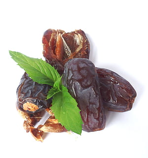 brown dried dates, Dates, Medjool, Dried Fruit, fruit, fruits, food, delicious, sweet, raw food, vegan, bake, dessert, leather, close-up, food And Drink, white Background, isolated, gourmet, leaf, freshness, brown, no People, macro, studio Shot, white, sweet food, indoors, plant part, still life, cut out, high angle view, wellbeing, ready-to-eat, healthy eating, nature, plate, serving size, leaves, snack, 2K, CC0, public domain, royalty free