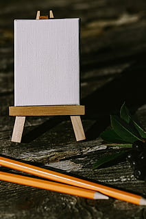 flowers, pencils, things, wood, Small, blueberries, wooden, berries, canvas, open space, mockup, wood - Material, pencil, easel, blank, blackboard, paper, copy Space, education, empty, backgrounds, no people, close-up, indoors, day, leaf, plant part, white color, focus on foreground, nature, still life, art and craft, message, 2K