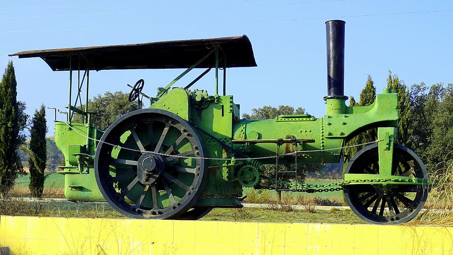 maşină, vechi, repara, drumuri, fixați drumurile, mecanism, deschideți pământul, Angrenaj, manivelă, fier, învechit, ruginit, transport, roată, vehiculul terestru, istorie, zi, nici o persoana, mijloc de transport, natură, plantă, cer, camp, în aer liber, teren, metal, staționar, mașini agricole, mașini, agricultură, Culoarea verde, cer senin, 4K