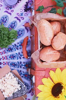 roti, bunga matahari, dekat, foto, makanan, camilan, gourmet, makanan dan minuman, dalam ruangan, mengiris, tidak ada orang, tampilan sudut tinggi, tepat di atas, kesegaran, makan sehat, masih hidup, meja, pilihan, merapatkan, siap untuk dimakan, kesejahteraan, kesenangan, bunga, tanaman berbunga, menanam, daging, pola bunga, godaan, 1080P, CC0, domain publik, bebas royalti