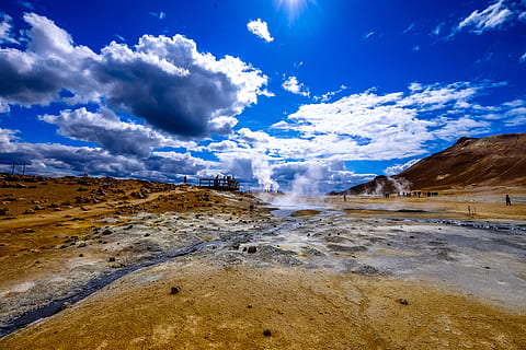pemandangan, alam, langit, orang-orang, biru, awan, berawan, warna, siang hari, dek, gunung, di luar rumah, batu, indah, pariwisata, perjalanan, air, awan - langit, lingkungan Hidup, scenics - alam, keindahan di alam, geologi, adegan non-urban, asap - struktur fisik, uap, adegan yang tenang, tujuan wisata, tidak ada orang, hari, tanah, geografi fisik, mata air panas, kekuatan di alam, polusi, 4K, CC0, domain publik, bebas royalti