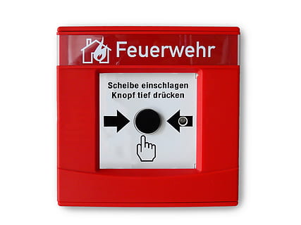 detector de mans, mà, detector d’incendis, polsador, botó, alarma, foc, sistema d’inici de sessió, sistema d’alarma d’incendis, detectors d'incendis, seguretat, sicherheitstechnik, tecnologia, risc, guardar, flama, marca, bma, vermell, fons blanc, urgència, accidents i desastres, alarma d'incendis, caixa-contenidor, comunicació, tallar, forma, text, cap gent, contenidor, Caixa, signe, protecció, guió occidental, vigilància, 4K, CC0, domini públic, lliure de regalies