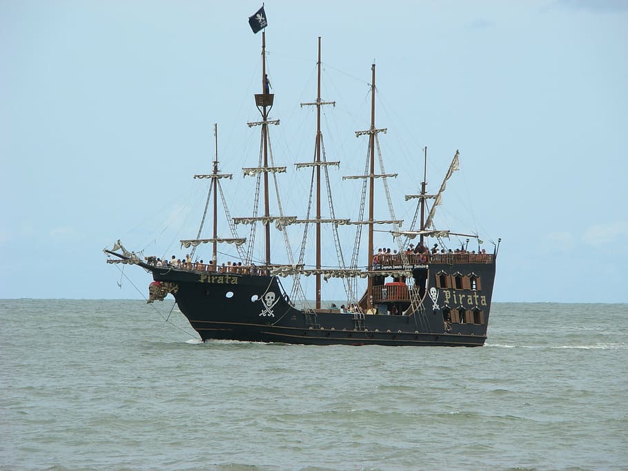 mar, vaixell pirata, pals, vaixell nàutic, transport, manera de transport, aigua, cel, vaixell, naturalesa, veler, dia, davant del mar, vela, cap gent, cel clar, horitzó, horitzó sobre l’aigua, màstil, a l'aire lliure, pol, indústria pesquera, 2K