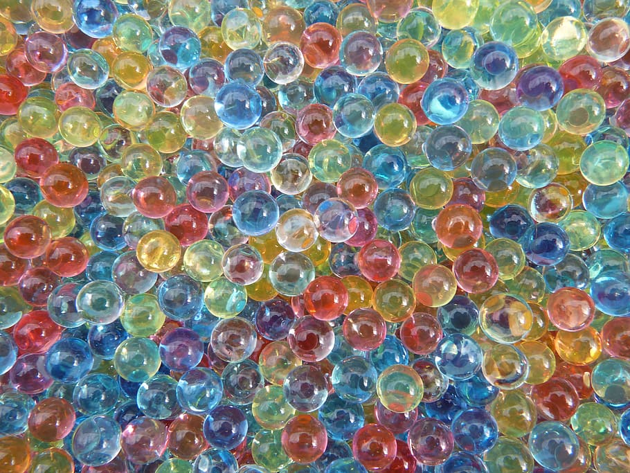 pilotes, esferes, colors, patró, ornament, resum, textura, viva, marbres, fons de pantalla abstractes, fons, multicolor, marc complet, abundància, gran grup d'objectes, elecció, variació, cercle, cap gent, esfera, blau, primer pla, natura morta, a l'interior, forma geomètrica, forma, vista d’angle alt, plàstic, 4K