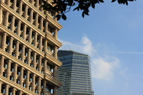 estate, costruzione, cielo, architettura, esterno dell'edificio, struttura costruita, Inquadratura dal basso, città, nessuno, natura, giorno, ufficio, moderno, edificio per uffici esterno, all'aperto, modello, industria di costruzioni, nuvola - cielo, sito di costruzione, alto - alto, Torre, grattacielo, appartamento, 4K, CC0, dominio pubblico, privo di copyright
