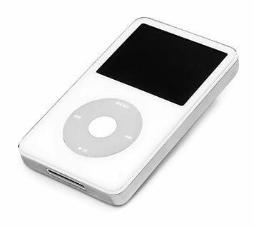 iPod, clasic, alb, tehnologie, calculator, gol, fundal alb, tehnologia fără fir, nici o persoana, Industrie cinematografică, mediu de informare, film, a închide, elimina, studio shot, arta culturii și divertismentului, spațiu copie, conexiune, DVD, comunicare, disc compact, un singur obiect, culoare alba, în interior, ecranul dispozitivului, ecran, echipament, Echipament electric, 1080P, CC0, domeniu public, fără drepturi de autor
