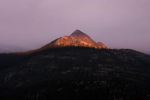 alpii de munte verzi, fotografie, varf de munte, Munte, vârf, copac, pădure, cer, apus de soare, nor, aburi, ceaţă, parc, parc național, natură, peisaj, roșu, destinații de călătorie, nici o persoana, frumusețe în natură, scenice - natura, teren, călătorie, arhitectură, turism, liniște, în aer liber, mediu inconjurator, de munte, stâncă, obiect de rocă, istorie, civilizatie antica, 5K, CC0, domeniu public, fără drepturi de autor