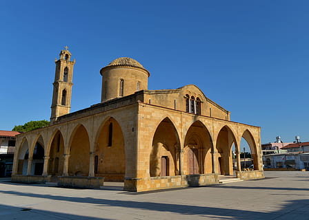 Cypr, świątynia, architektura, na zewnątrz budynku, zbudowana struktura, miejsce kultu, łuk, niebo, budynek, religia, niebieski, Natura, czyste Niebo, historia, przeszłość, cele podróży, wiara, kopuła, Miasto, duchowość, żadnych ludzi, na dworze, dziedziniec, 4K, CC0, domena publiczna, darmowe zdjęcia
