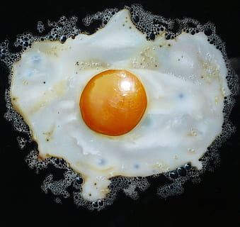 Spiegelei, gebraten, Essen, Ei, Essen und Trinken, Lebensmittel, Wohlbefinden, gesundes Essen, Frische, Eigelb, drinnen, Nahansicht, keine Leute, Stillleben, direkt darüber, Vorbereitung, High Angle View, fertig für den Verzehr, Gelb, Frühstück, Mahlzeit, Bratpfanne, Sonnenseite nach oben, 1080P, CC0, gemeinfrei, lizenzfrei