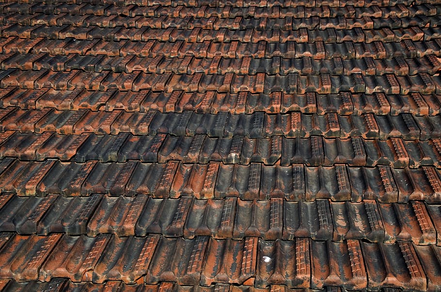 old, pattern, architecture, texture, tile, industry, art, roof, structure, abstract, wall, color, traditional, backgrounds, full frame, roof tile, no people, textured, high angle view, in a row, day, large group of objects, brown, outdoors, rusty, side by side, weathered, close-up, nature, repetition, 4K
