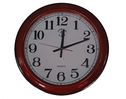 12:11, ukazující, hodiny, čas, hodina, minuta, hodinky, druhý, Uzávěrka, poplach, podnikání, ruka, tvář, ikona, ciferník, odpočítávání, dvanáct, retro, symbol, den, číslo, práce, design, šipka, kancelář, tvar, Nyní, kruh, kolo, informace, bílé pozadí, studio shot, geometrický tvar, uvnitř, minutová ručička, jeden objekt, vystříhnout, nikdo, nástroj času, nástěnné hodiny, přesnost, Červené, detail, Černá barva, 2K