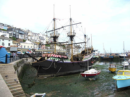 brixham, devon, tekneler, sahil, deniz gemi, taşımacılık, ulaşım modu, Su, demirli, mimari, gökyüzü, yelkenli, direk, doğa, yapılı yapı, dış yapı, gün, kutup, gemi, insansız, deniz, iskele, açık havada, balıkçı teknesi, Liman, balıkçılık endüstrisi, 4K, CC0, kamu malı, telif ücretsiz