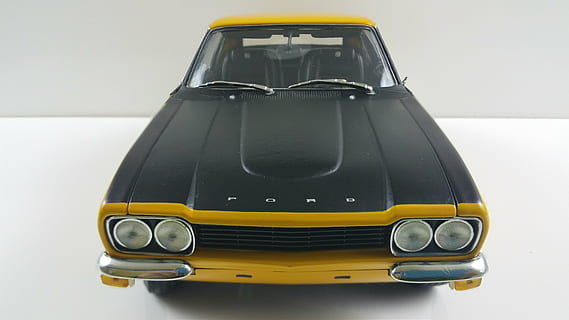 capri, automàtic, model, oldtimer, vehicles, model de cotxe, joguines, cotxe, vehicle terrestre, transport, estil retro, manera de transport, tir de l'estudi, groc, automòbil, a l'interior, sol objecte, cap gent, primer pla, taxi, fons blanc, vell, estacionari, plàstic, color negre, senzillesa, antiguitat, 5K, CC0, domini públic, lliure de regalies