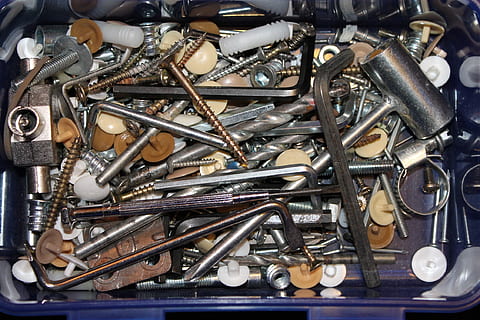 tool box, screw, screwdriver, tool, craftsmen, drill, odds and ends, allen key, metal, large group of objects, choice, still life, variation, indoors, no people, abundance, high angle view, close-up, directly above, work tool, table, collection, hand tool, order, nail, arrangement, group, silver colored, steel, 1080P, CC0, public domain, royalty free